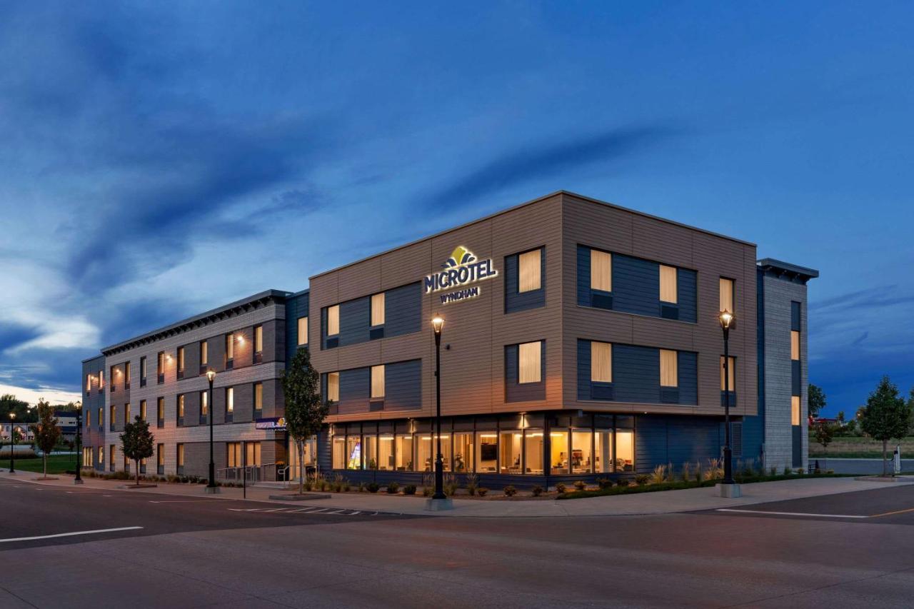 Microtel Inn Suites By Wyndham Lac-Mégantic Extérieur photo