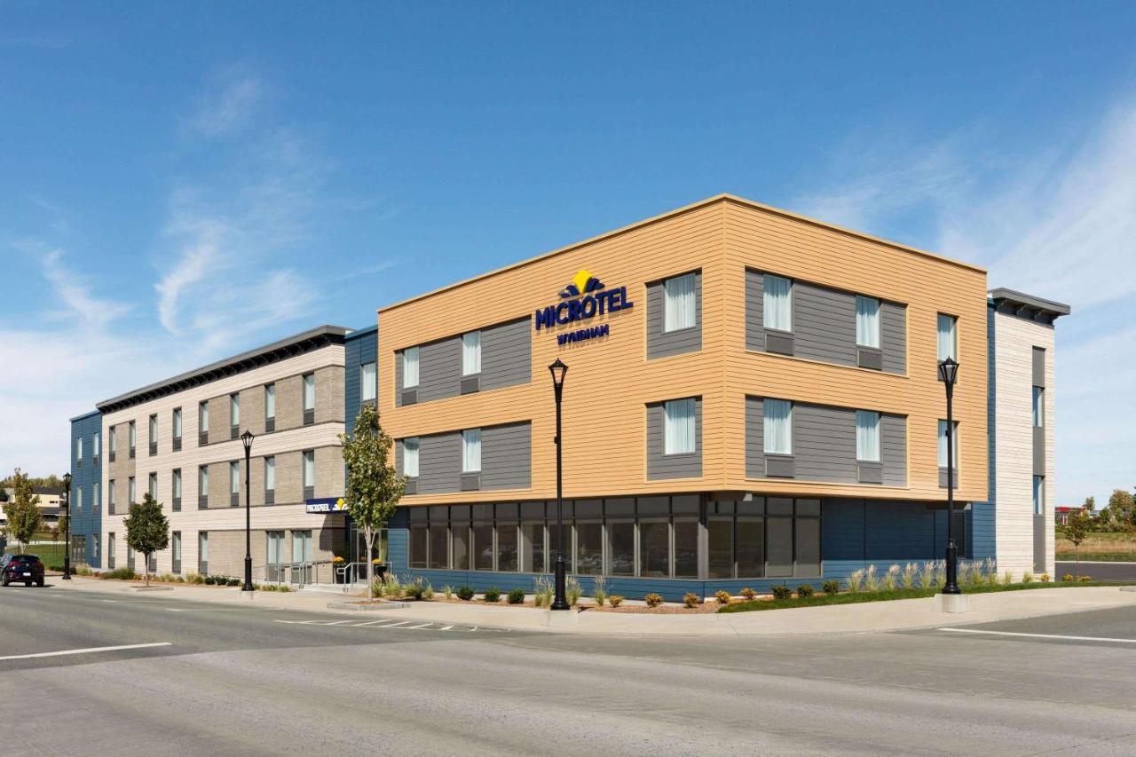 Microtel Inn Suites By Wyndham Lac-Mégantic Extérieur photo
