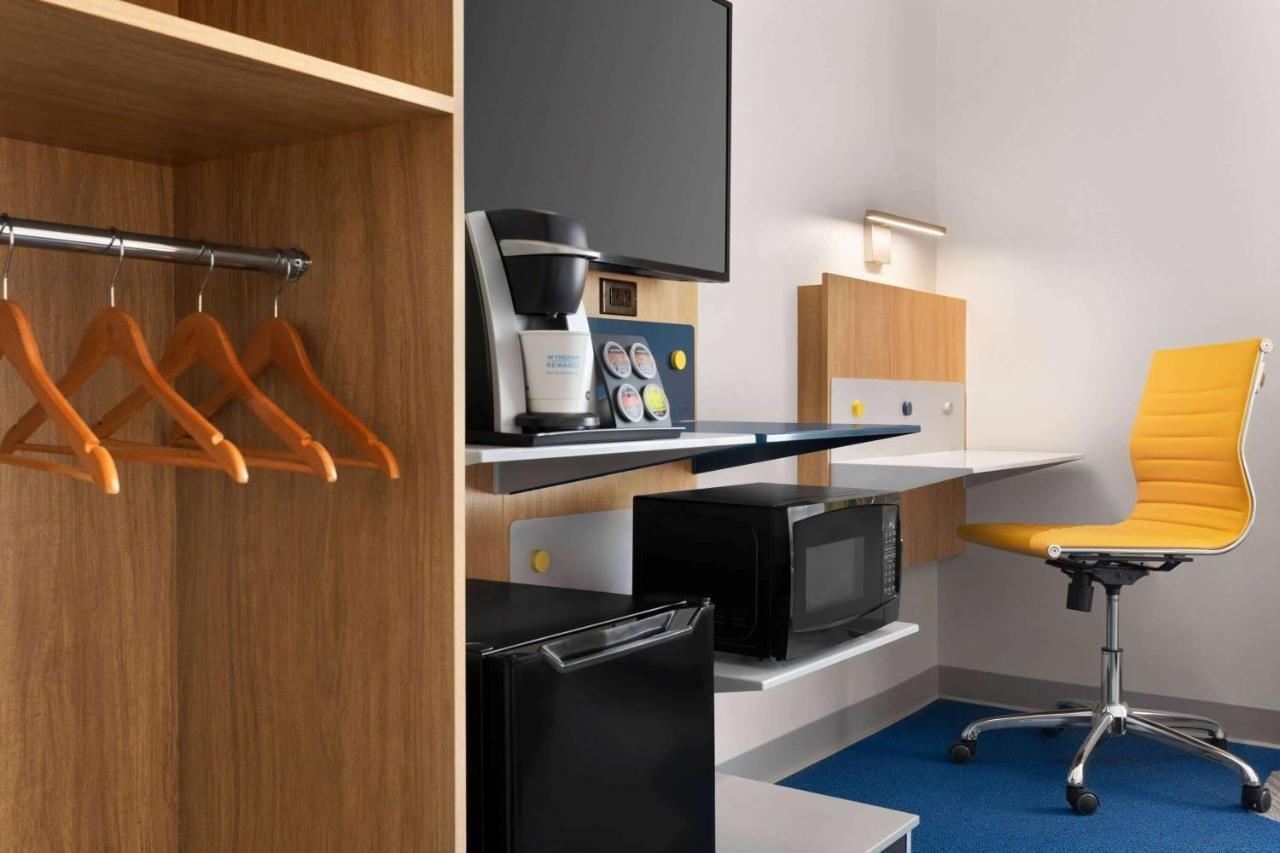 Microtel Inn Suites By Wyndham Lac-Mégantic Extérieur photo